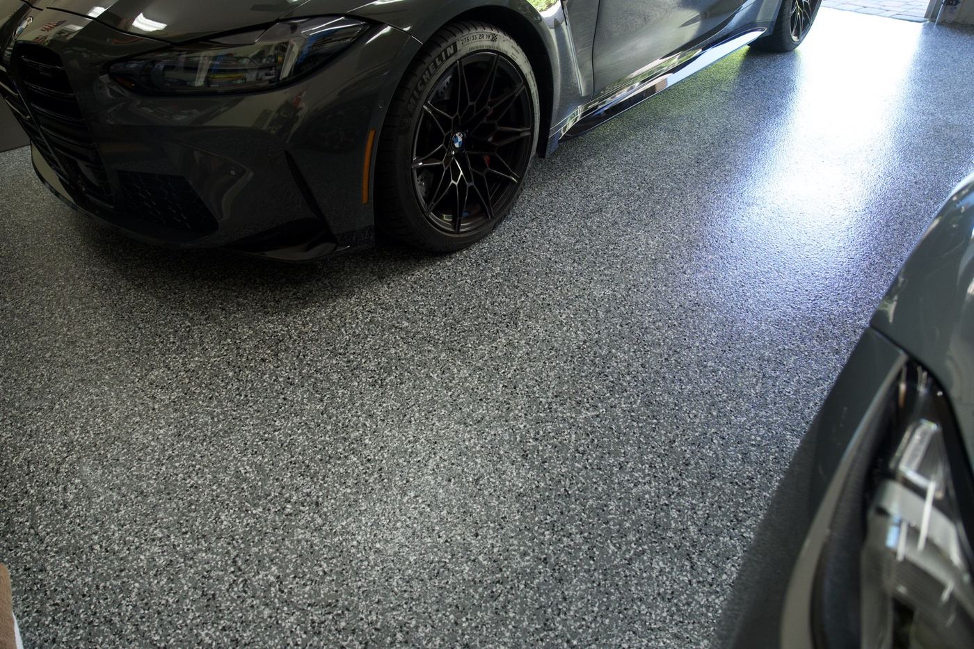 Example of a flake floor finish